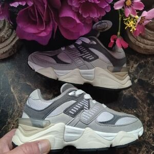 New Balance 9060 Comfort/Lifestyle Streetwear Shoes Size 11C Unisex